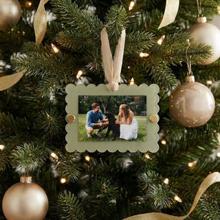 Mini Scalloped Acrylic Picture Frame Ornament