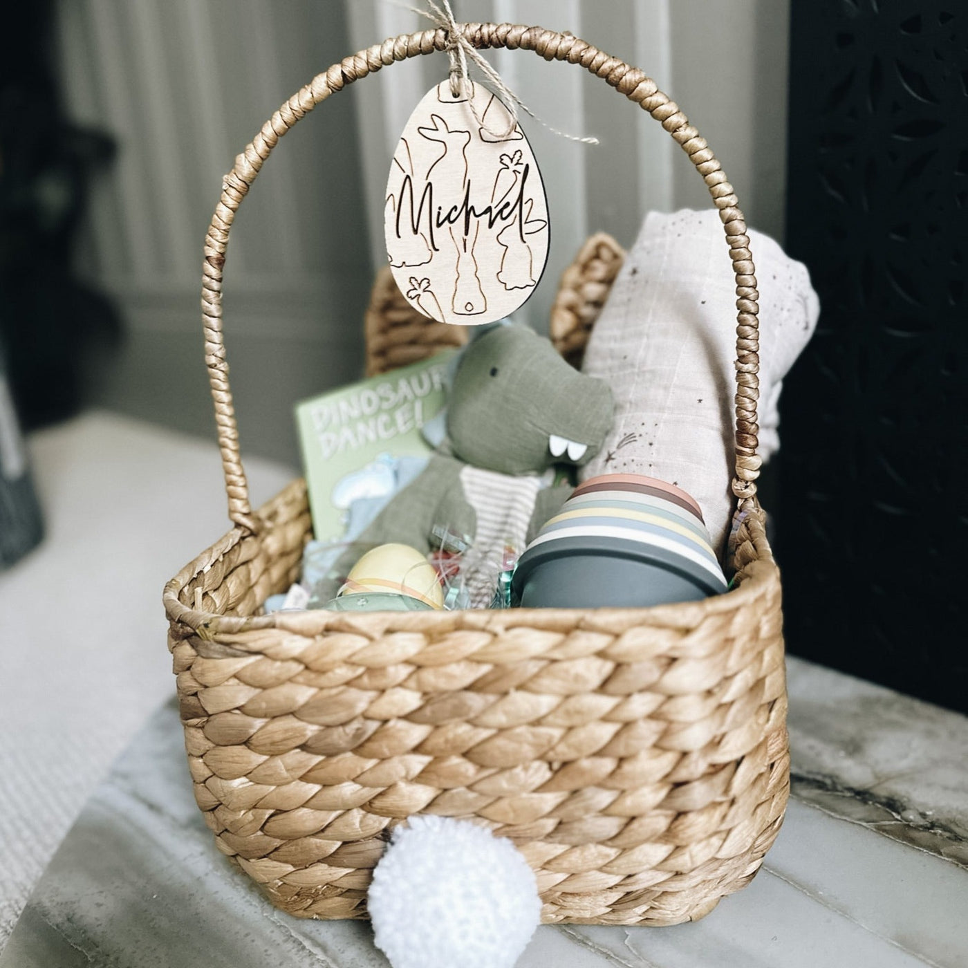 Personalized Egg with Bunny Illustration Basket Tag